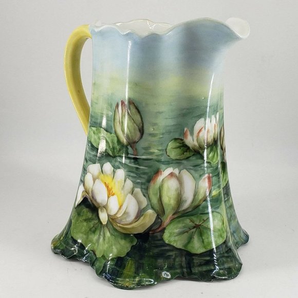 HABSBURG CHINA AUSTRIA HAND PAINTED WATER LILLIES LILLY PORCELAIN PITCHER - Picture 2 of 8
